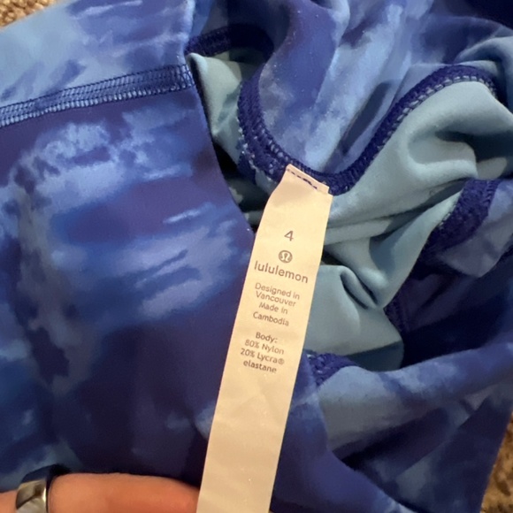 Lululemon tie dye leggings - Picture 3 of 3